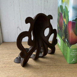 Selections Cast Iron Octopus Decorative Bookends (Set Of 4) - thumbnail 3
