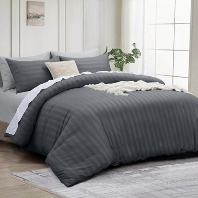 Bedlooms Charcoal Stripe Duvet Cover Complete Bedding Set, Breathable & Anti-Allergic Microfiber, Single 135X200Cm - image 1