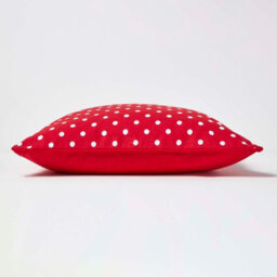 Homescapes Cotton Red Polka Dots Cushion Cover, 45 X 45 Cm - thumbnail 3