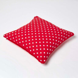 Homescapes Cotton Red Polka Dots Cushion Cover, 45 X 45 Cm - thumbnail 4