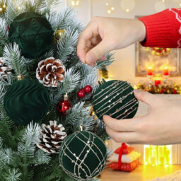 Amorly 12Pack Deep Green Velvet Christmas Balls,6Cm Flocked Shatter Resistant Hanging Ornaments, Christmas Tree&holiday Party Decorations - thumbnail 6