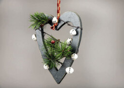 Shatchi Wooden Hanging Decoration Heart Shape Green 18X1.2X23 Cm - thumbnail 3