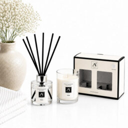Aroma Naturals Minimalist Luxe Candle & Reed Diffuser Gift Set Bergamot, Thyme, Lavender, Pepper Scent - thumbnail 3
