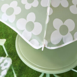 Ohs Kids Daisy Folding Bistro Set Table Chair With Parasol Garden Patio - thumbnail 3