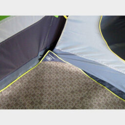 Hi-Gear Vanguard 8 Tent Carpet With Foam Midlayer, Soft Fleece Upper & Waterproof Base - thumbnail 2