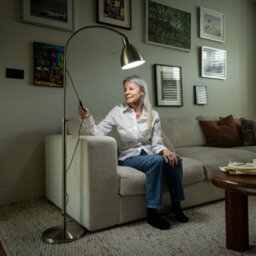 Daylight Flexivision 2 Low Vision Reading Floor Lamp Rnib Co-Designed 3 Colour Temps 5 Brightness Levels - thumbnail 3