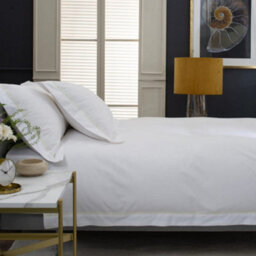 The Lyndon Company Boutique Hotel Hampstead 200 Thread Count Cotton Duvet Cover Set - thumbnail 2