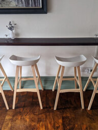 Lamboro Equator Single Kitchen Bar Stool, Fixed Wooden Legs And Footrest, Premium Breakfast Bar & Home Barstool, White - thumbnail 9