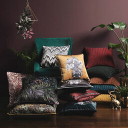 Laurence Llewelyn-Bowen Rambleicious Multicoloured Luxe Velvet Filled Cushion - thumbnail 2