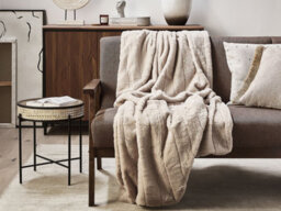 Beliani Blanket Labyar 150 X 200 Cm Beige - thumbnail 2