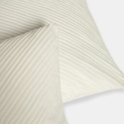 OHS 2 Pack Pleated Velvet Cushion Covers With Invisible Zipper - thumbnail 3