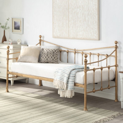 SlumberWorx Newnham Classic Victorian Style Living Room Bedroom Antique Brass Metal Day Bed Frame - image 1