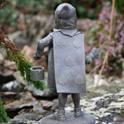 Burgess Knave Of Spades Resin Statue Alice In Wonderland Sculpture Garden Outdoor Decoration Large Home Ornament - thumbnail 5