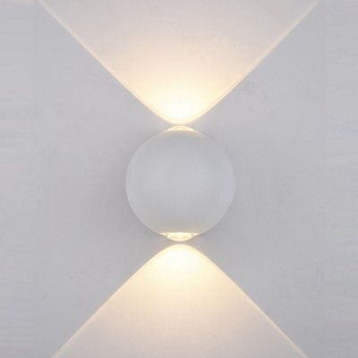 Luminosa Lighting Luminosa Modern Led Outdoor Wall Lamp White, Warm White 3000K 140Lm, Ip44 - image 1