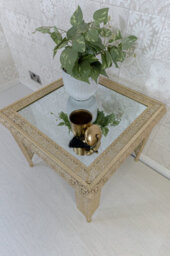 Downton Interiors Light Gold Embossed Metal Mirrored Glass Side Table - Agadir Range - thumbnail 3