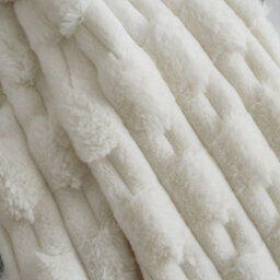Bianca Fine Linens Bianca Carved Faux Fur Blanket Throw Cream - thumbnail 4