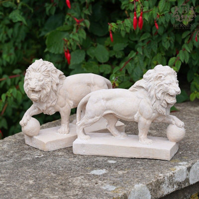 Burgess Pair Of Large Lion Statues Antique Style French Resin Garden Home Ornament - image 1