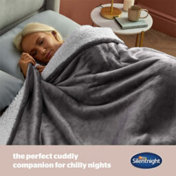Silentnight Snugsie Giant Blanket - Charcoal - thumbnail 5