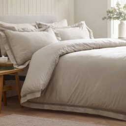 Catherine Lansfield Classic Lattice Lace Single Duvet Cover Set With Pillowcase Natural - thumbnail 1