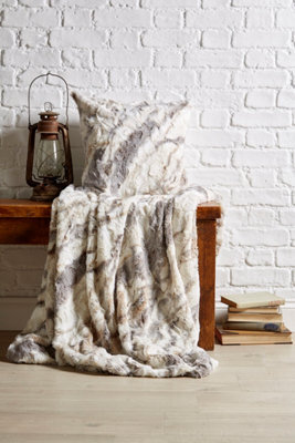 Faux Fur Throw Marble 130 X 180Cm. Super Warm Nordic Style Throw
