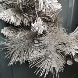 Samuel Alexander 50Cm Premier Snow Tipped Silver Christmas Glitter Door Wreath Decoration - thumbnail 8