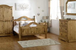 Seconique Corona 4Ft6 Double Bed High Foot End Scroll Distressed Waxed Pine - thumbnail 4
