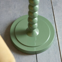 Loops Elegant 1327mm Tall Gloss Green Floor Lamp With E27 Led Compatibility - thumbnail 4