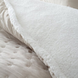 Catherine Lansfield Cosy Nori Soft Sherpa Single Duvet Cover Set With Pillowcase Cream - thumbnail 3