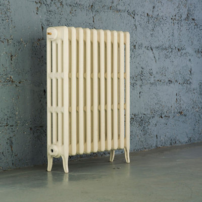 Arroll Neo-Classic Cream 4 Column Radiator, (W)754mm X (H)760mm