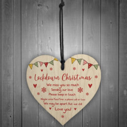 Red Ocean Lockdown Christmas Gift For Friend Family Wood Heart Tree Hanging Decoration Gifts - thumbnail 2