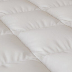 Essential Collection Super Soft Mattress Topper - King Size - thumbnail 4