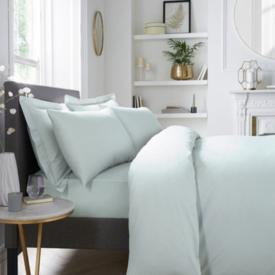 Serene Plain Dyed Soft Touch 32Cm Green Fitted Bed Sheet - image 1