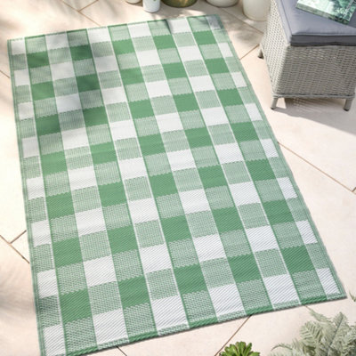 Dreams & Drapes Gingham Classic Check Print Uv Resistant Green Outdoor Rug - image 1