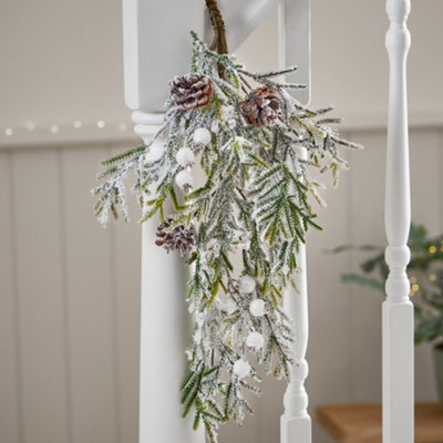 Dibor Snow Dusted White Christmas Decoration Wreath Swag 62Cm - image 1