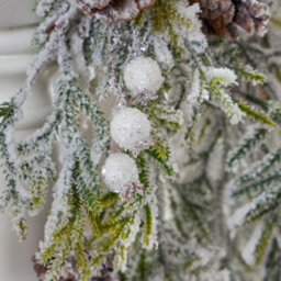 Dibor Snow Dusted White Christmas Decoration Wreath Swag 62Cm - thumbnail 4