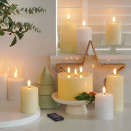 Festive Lights Ember™ Battery Hurricane Glass Candle, 15Cm - thumbnail 6