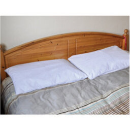Loops Waterproof Soft Towelling Pillowcase Pair - Standard Size With Zipped Closure For Comfort - thumbnail 2
