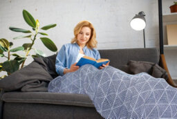 Emma Barclay Zahra Blanket/throw For Sofa Chair Bed Navy 228X254Cm - thumbnail 4