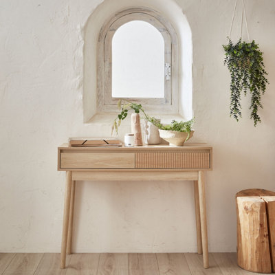 Sweeek - 100Cm Console Table With Grooved Wooden Detail Linear Natural 100X30X75 Cm - image 1