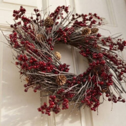 Garden Greatness Red Berry Pinecone Rustic Door Wreath - thumbnail 2