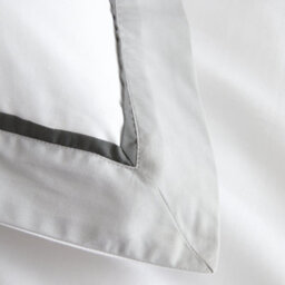 Bianca Mayfair 200 Thread Count Cotton Duvet Cover Set With Pillowcases White / Silver Grey - thumbnail 3