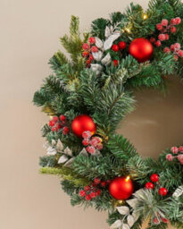 Werchristmas 60 Cm Pre-Lit Frosted Red And White Decorated Artificial Christmas Wreath, 20 Warm White Leds - thumbnail 3
