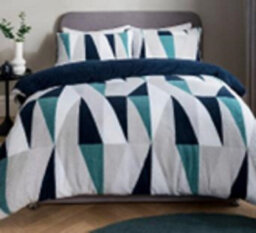 Smart Living Luxurious Geo Triangle Fleece Duvet Cover With Pillowcases - thumbnail 1