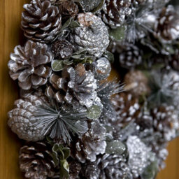 GreenBrokers Premium Quality Christmas Hanging Wreath 38Cm - Festive Silver Display With Pine Cones - thumbnail 4