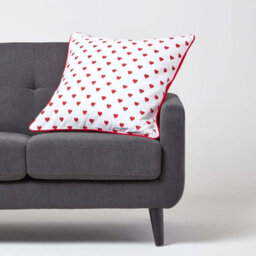 Homescapes Cotton Red Hearts Cushion Cover, 60 X 60 Cm - thumbnail 2