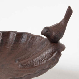 Homescapes Brown Decorative Birds Scalloped Oval Bird Bath Cast Iron - thumbnail 3