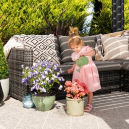Loomed Grey Geometric Indoor Outdoor Weatherproof Rug 120Cm X 170Cm - thumbnail 3