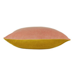 Furn. Tanda Velvet Cushion Cover - thumbnail 3