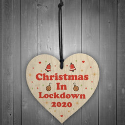 Red Ocean Christmas In Lockdown Wooden Heart Bauble Christmas Tree Decoration Keepsake - thumbnail 2