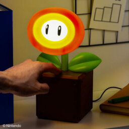 Super Mario Fire Flower Led Lamp, Officially Licensed Nintendo Desk Light For Gamers, Usb Powered Home Décor Gift, Paladone - thumbnail 1